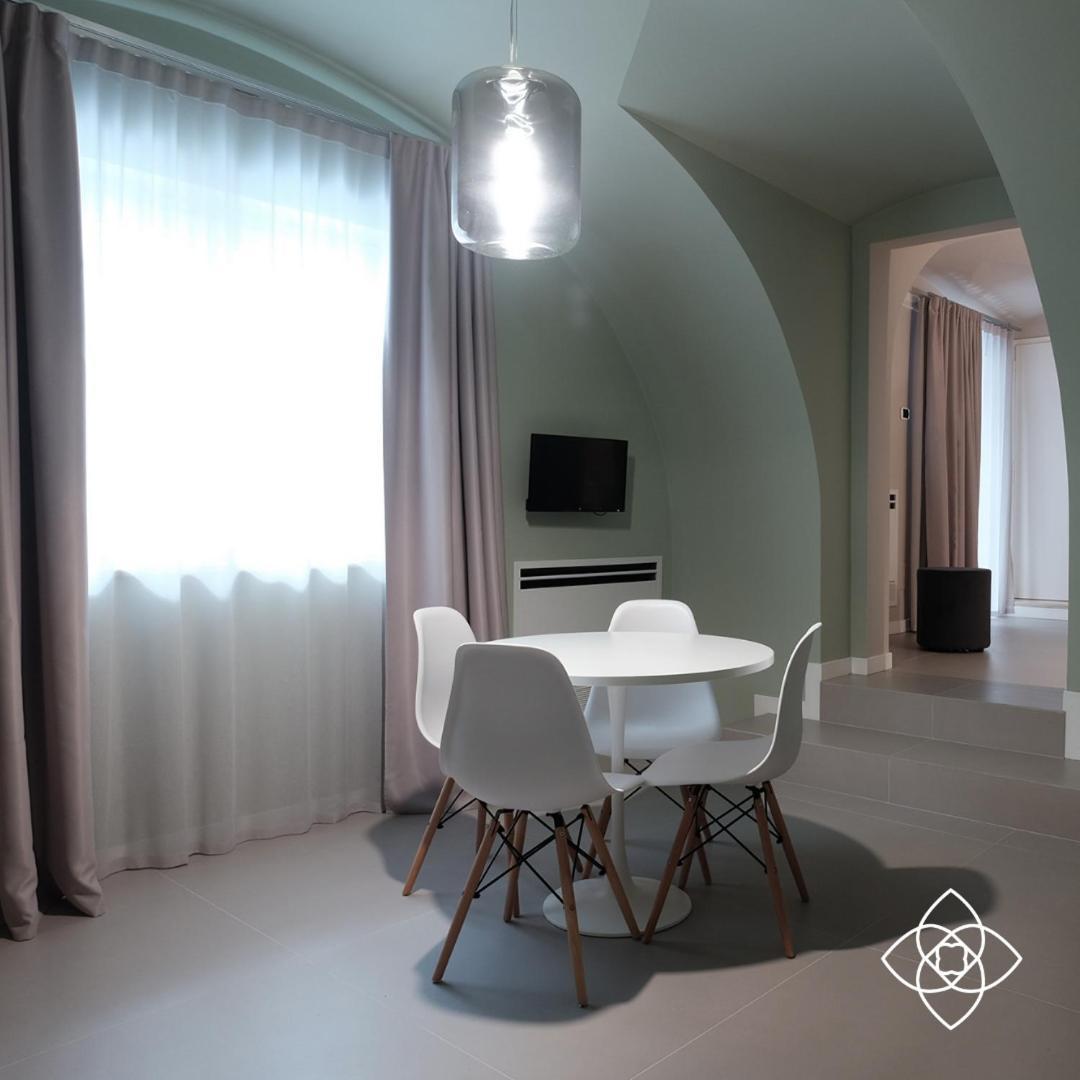 B&Bari, Via Cairoli, Le Case Di Aurelia Guesthouse エクステリア 写真