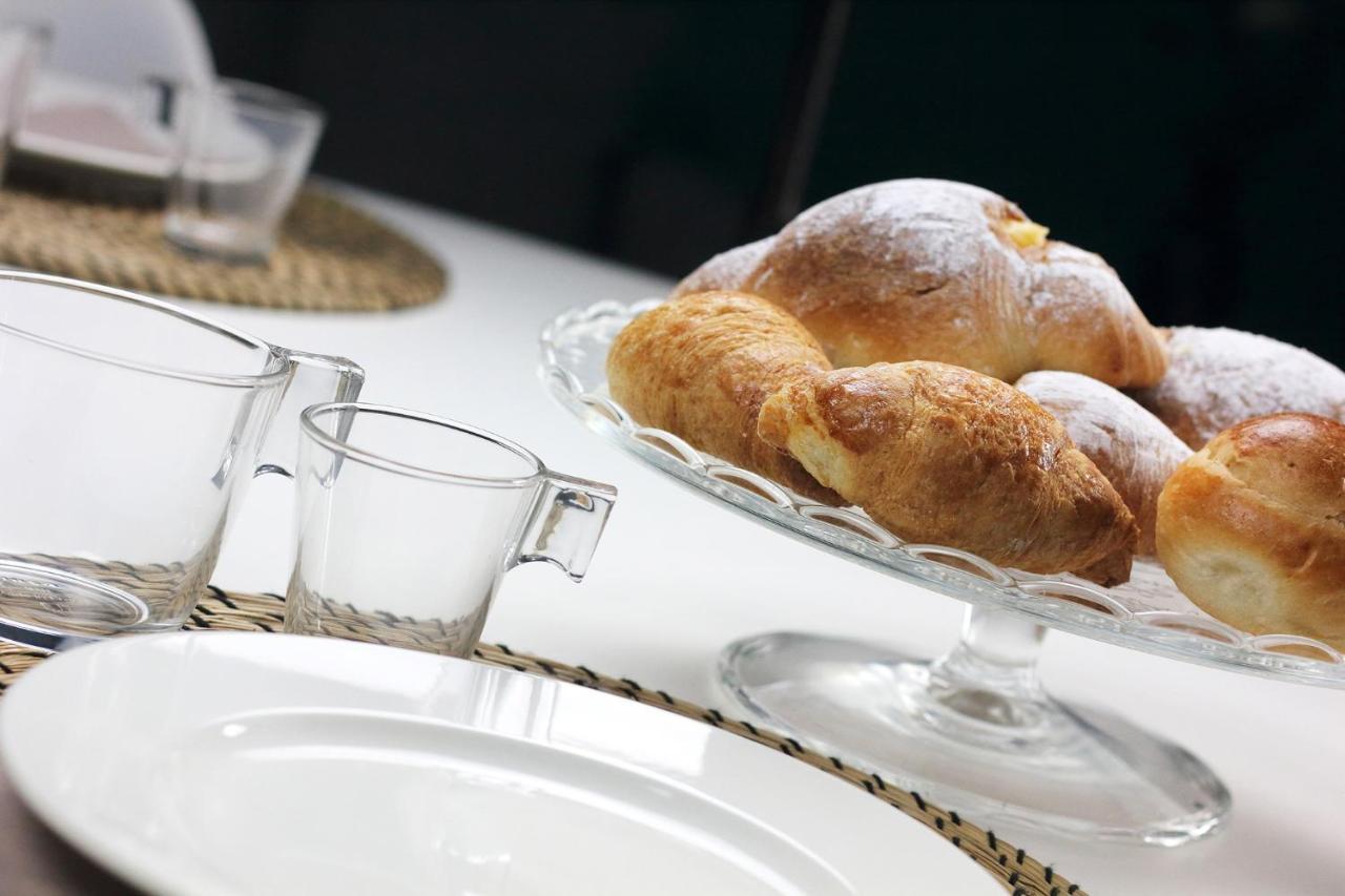 B&Bari, Via Cairoli, Le Case Di Aurelia Guesthouse エクステリア 写真